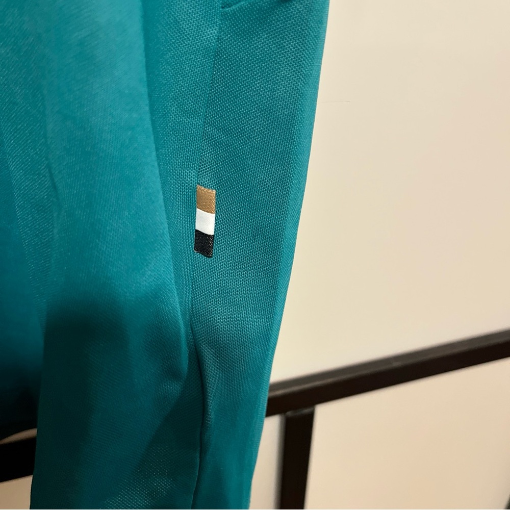 HUGO BOSS ASTON MARTIN Racing Formula F1 Team Shirt Men's Size Medium - Picture 7 of 9